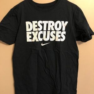 Men’s Nike T-shirt